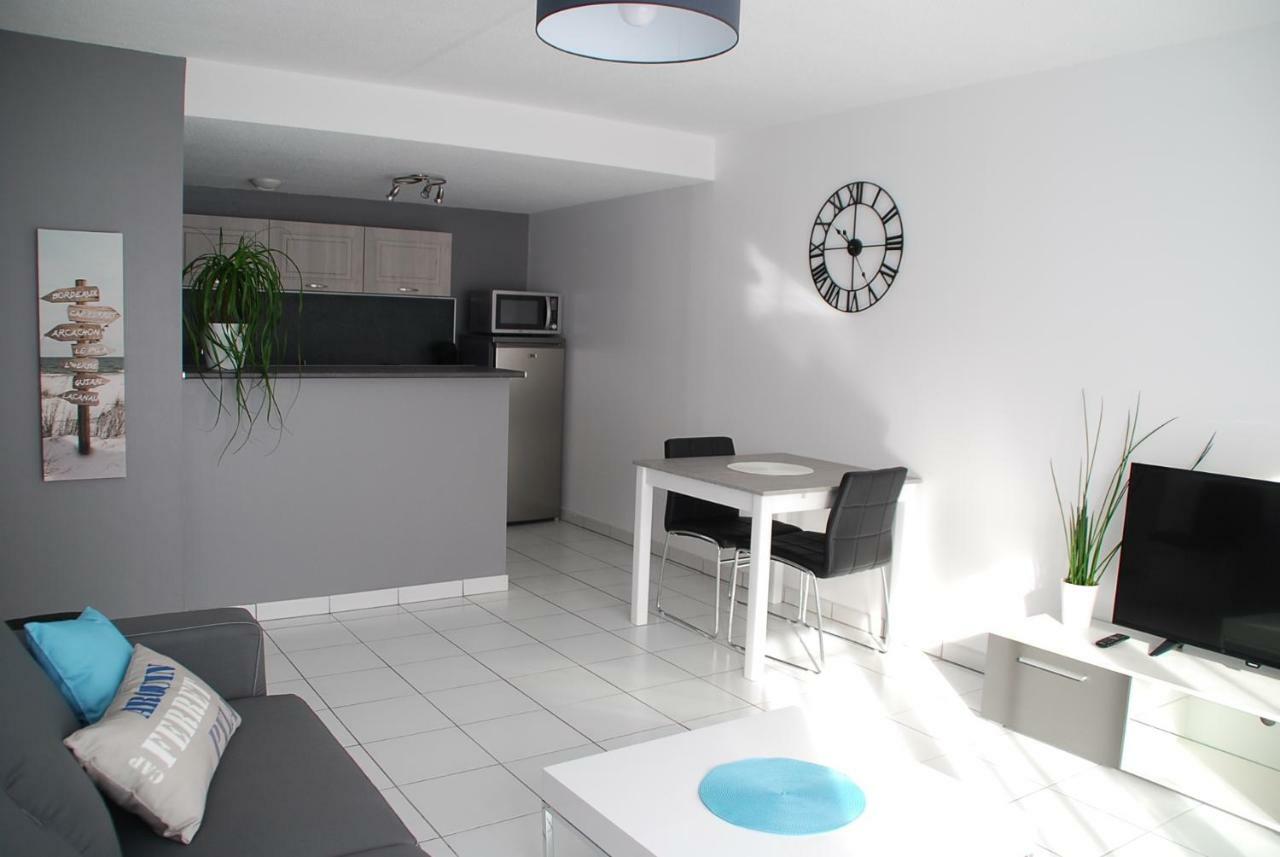 Comme A La Maison Gujan-Mestras Exteriör bild