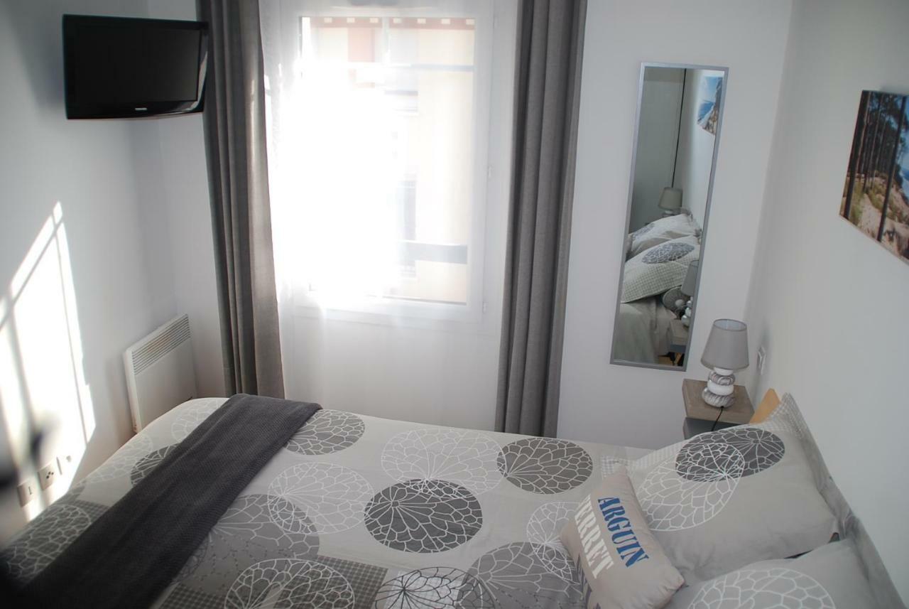 Comme A La Maison Gujan-Mestras Exteriör bild